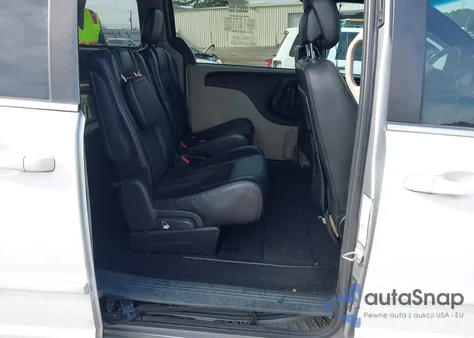 2017 Dodge Grand Caravan Sxt z USA, uszkodzony, nr VIN 2C4RDGCGXHR603973